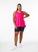 Workout top met V-hals, Roze, Model image number 1