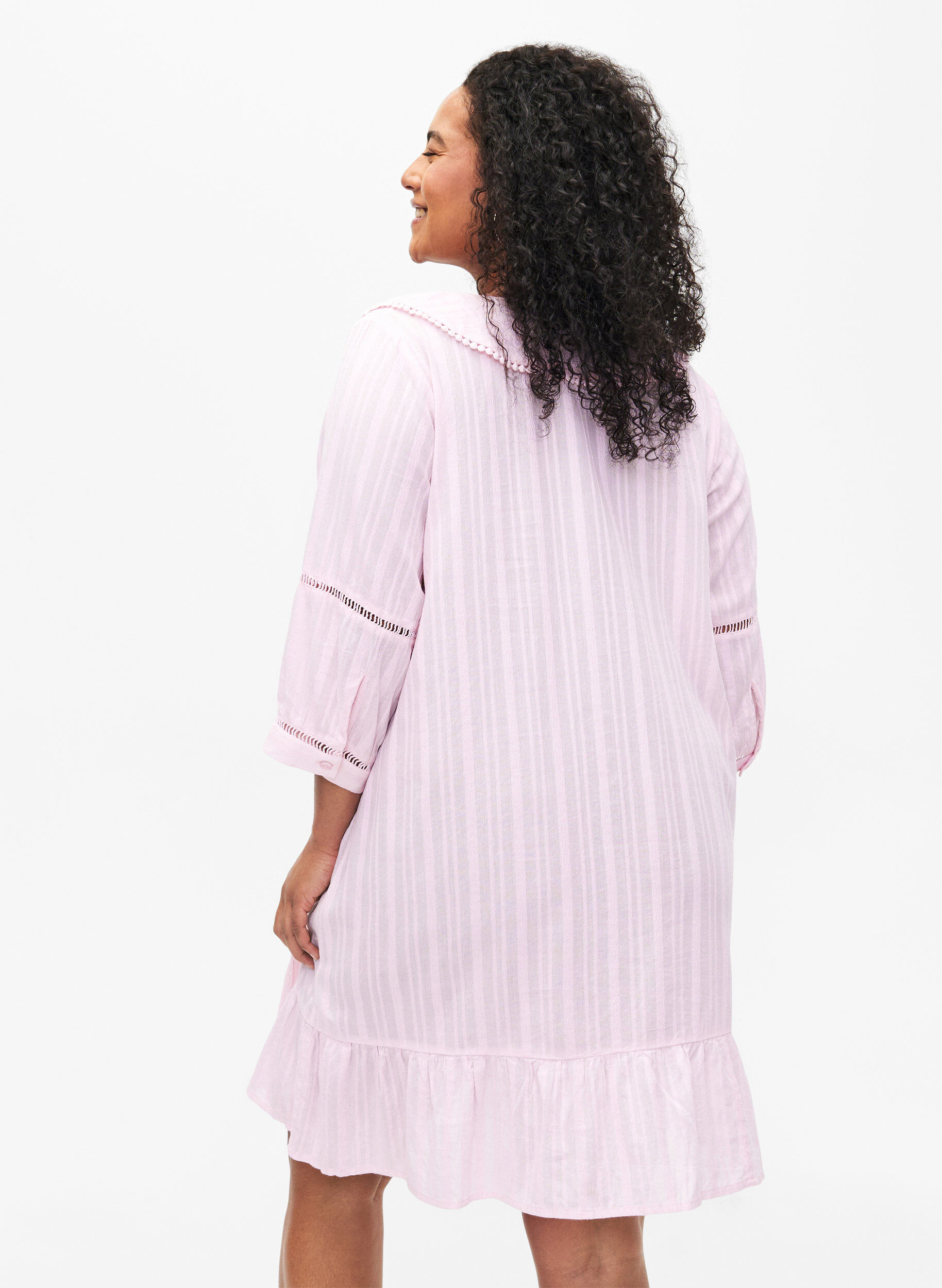 ZizziKatoen-viscosemix jurk met 3/4 mouwen, Almond Blossom, Model image number 1