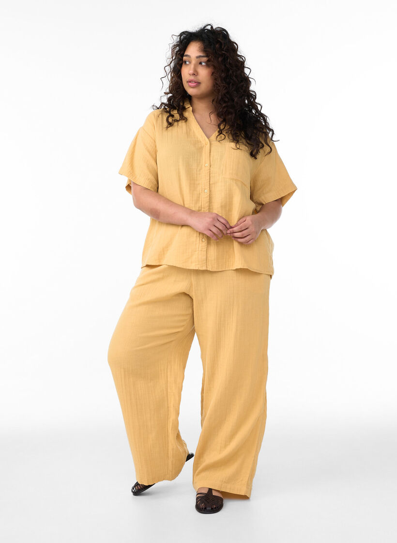 High-waist katoenen mousseline broek met losse pijpen, Geel, Model image number 0