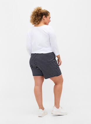 Short en coton avec poches, Blue Stripe, Model image number 1