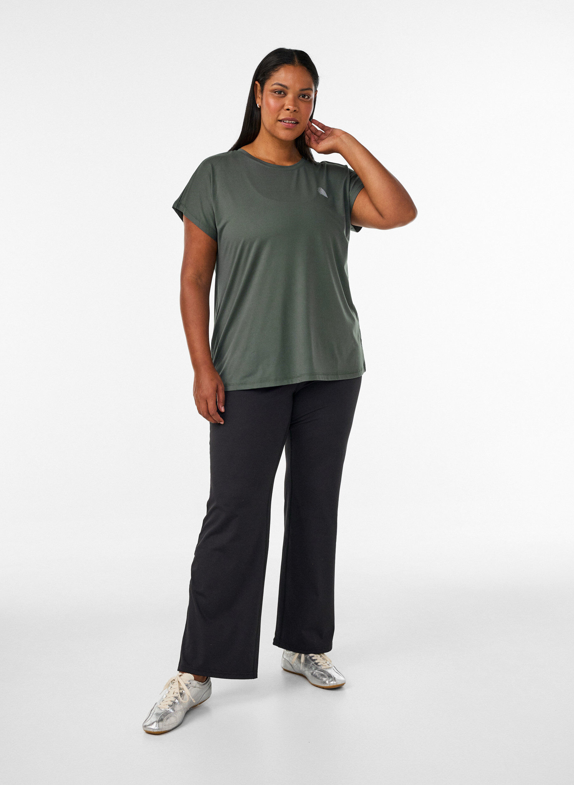 ZizziEffen gekleurd trainingsshirt, Groen, Model image number 1