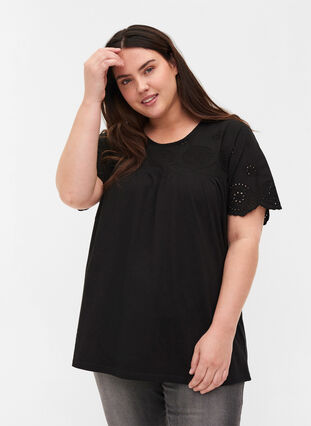Blouse manches courtes avec broderie anglaise, Black, Model image number 0