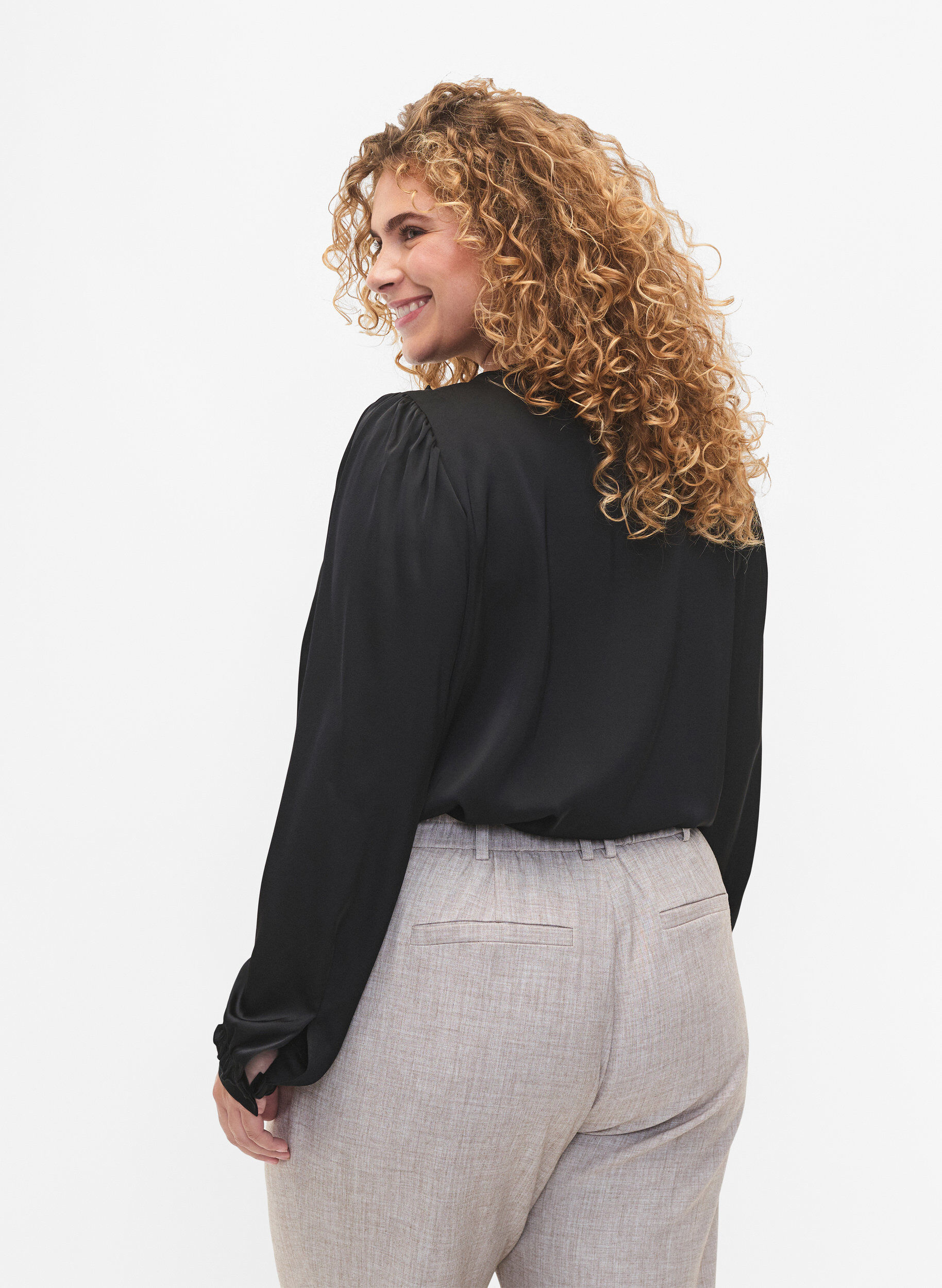 ZizziSatijnen overhemd blouse met ruches, Black, Model image number 1