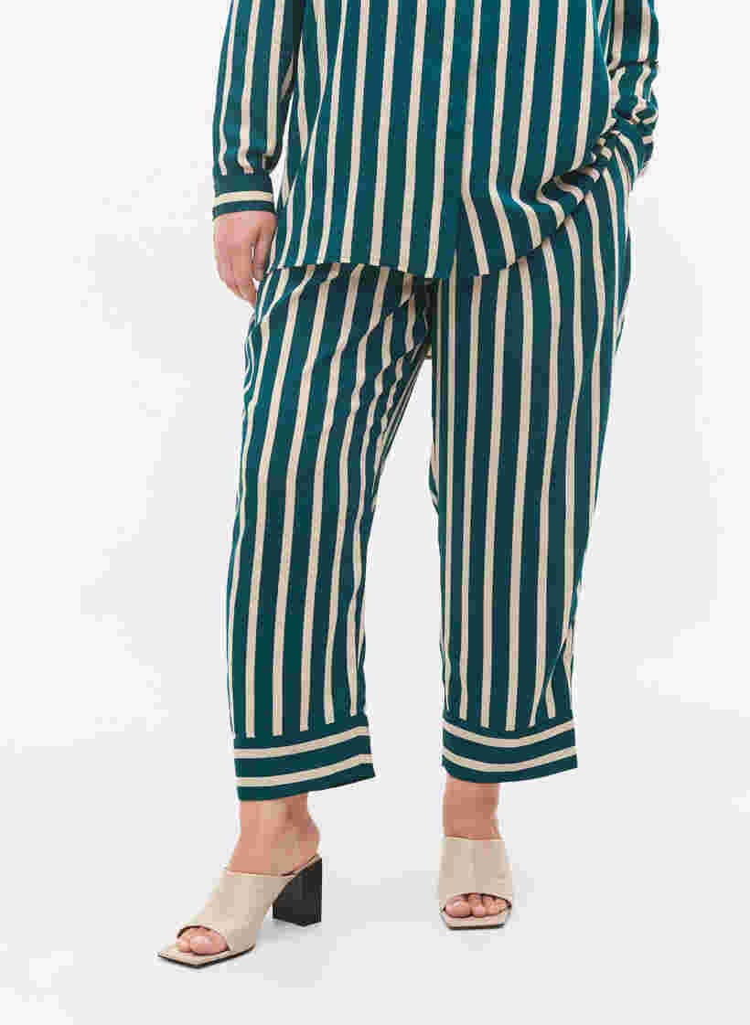 Pantalon ample à rayures, Green Stripe, Model image number 2