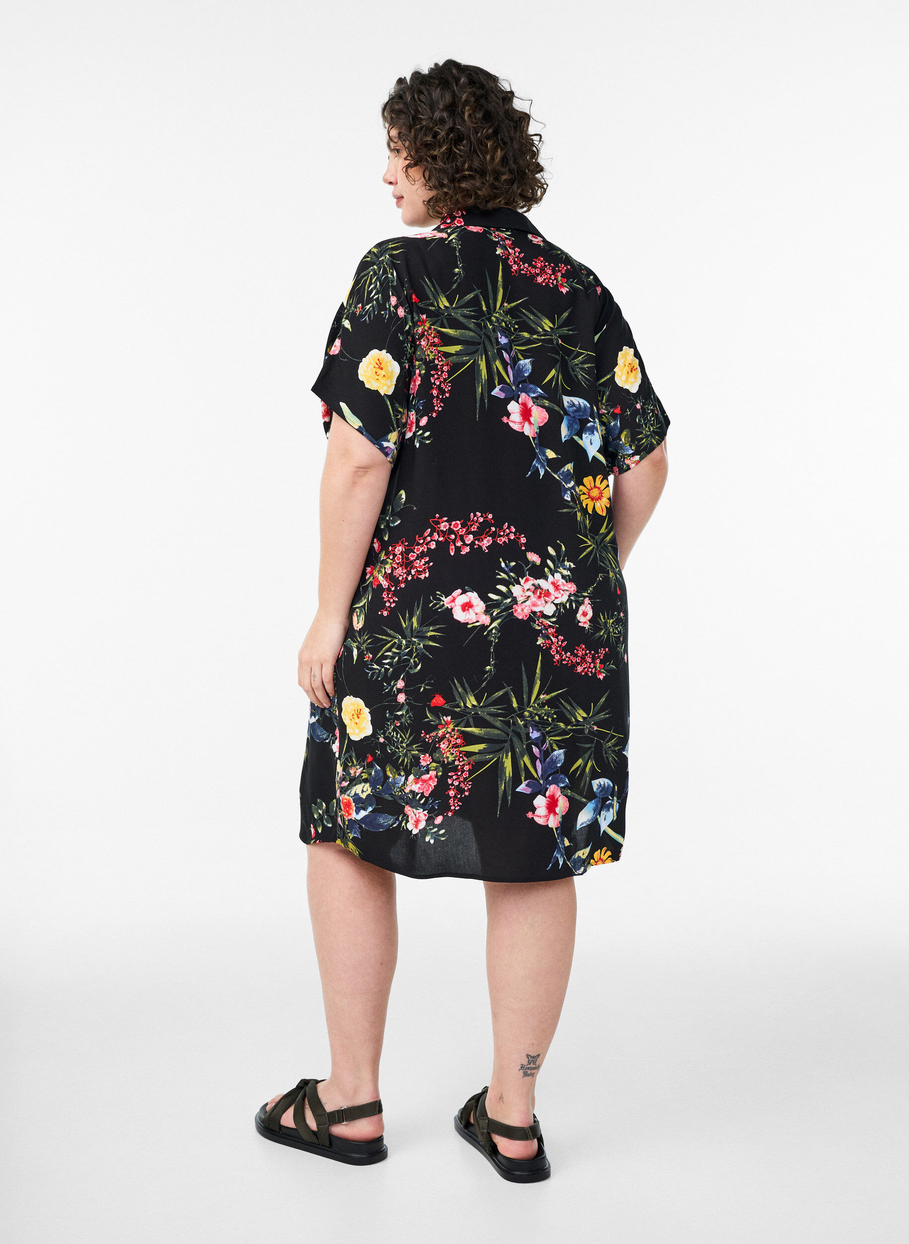 ZizziLosvallend lang shirt van viscose, Zwart, Model image number 2