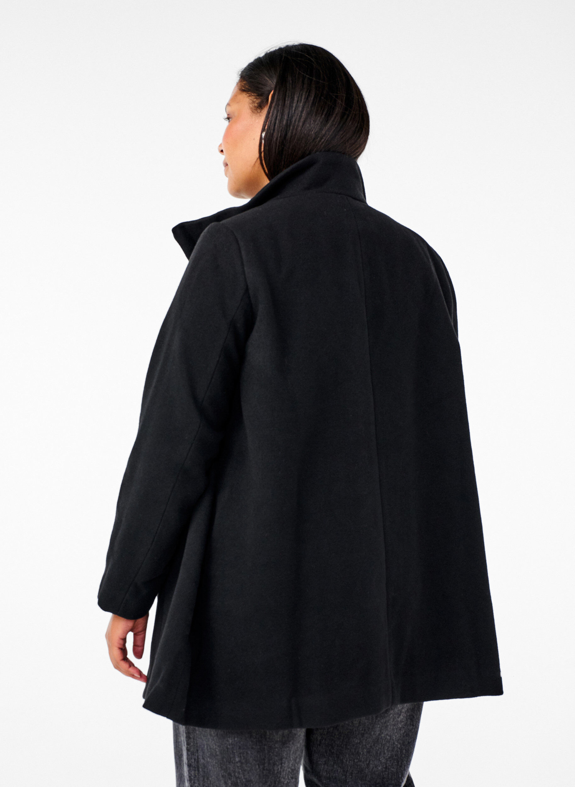 Zizzi Manteau court &agrave; coupe trap&egrave;ze, Black, Model image number 1