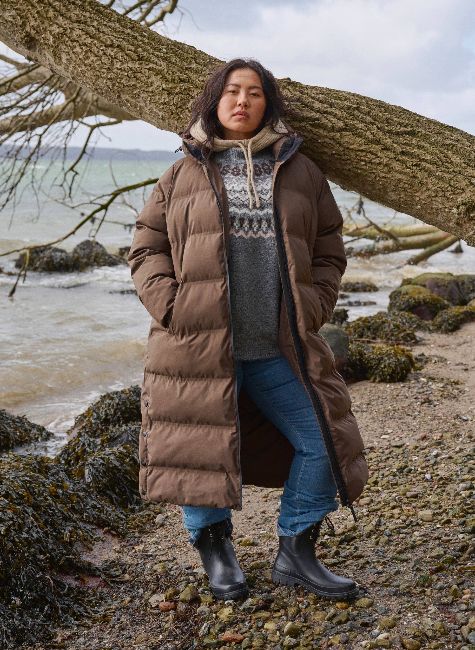 ZizziLange puffer winterjas met capuchon, Bruin, Image image number 0