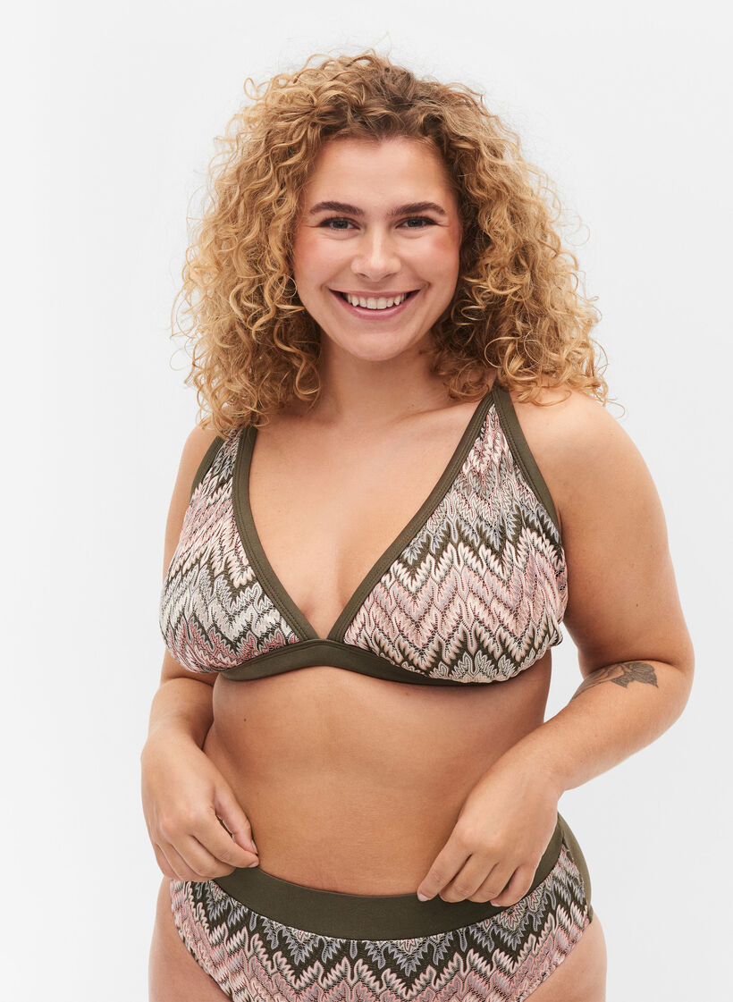 Haut de bikini triangle à motifs, Beech AOP, Model image number 0