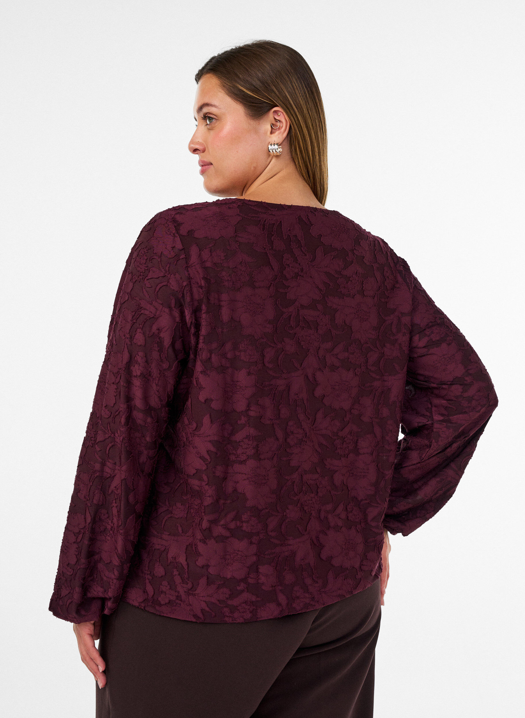 ZizziBlouse transparente avec texture florale et manches longues, Bordeaux, Model image number 2