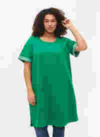 Robe-pull à manches courtes et fentes, Jolly Green, Model
