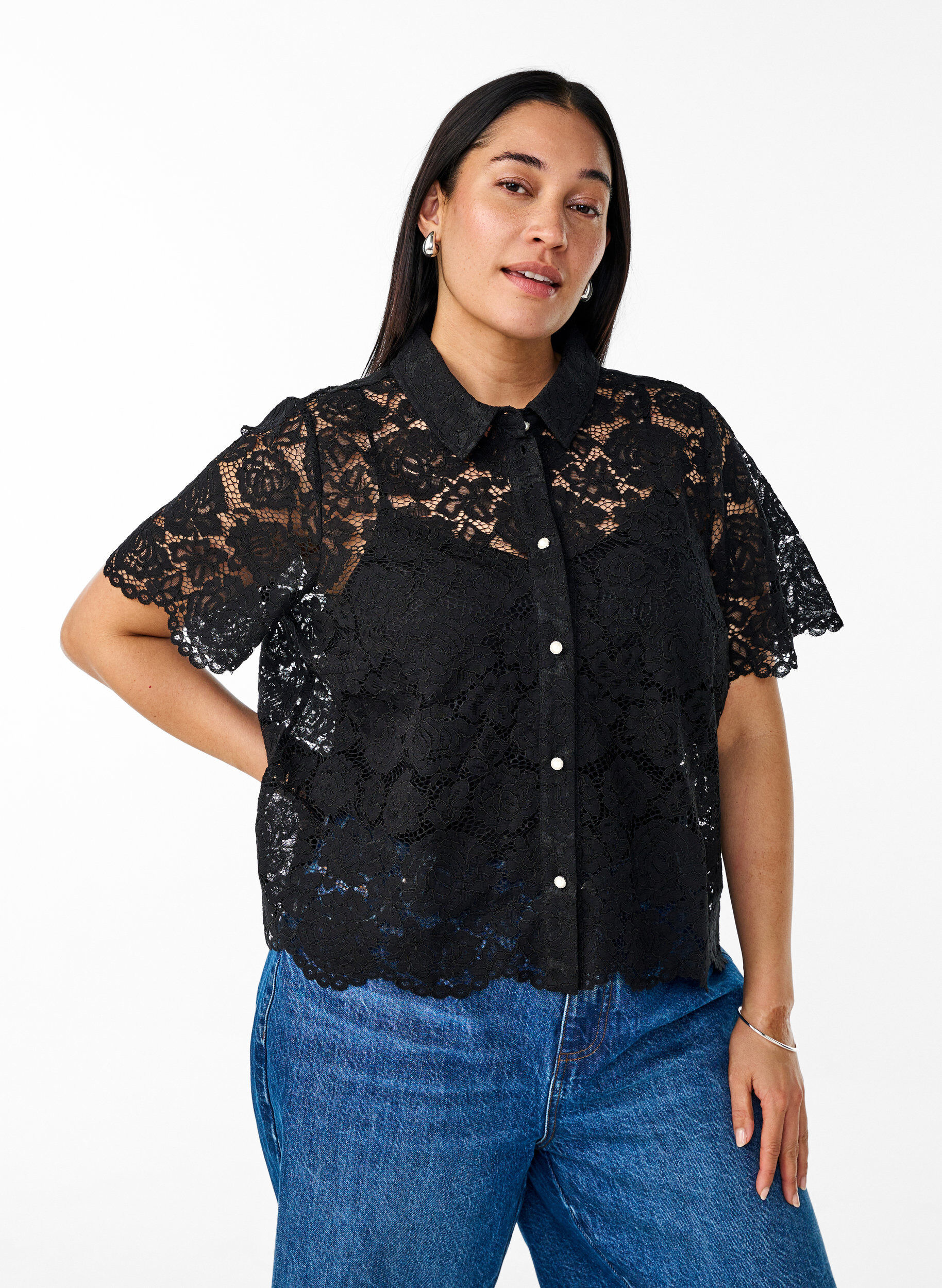 Kanten shirt blouse met parelknopen, Zwart, Model