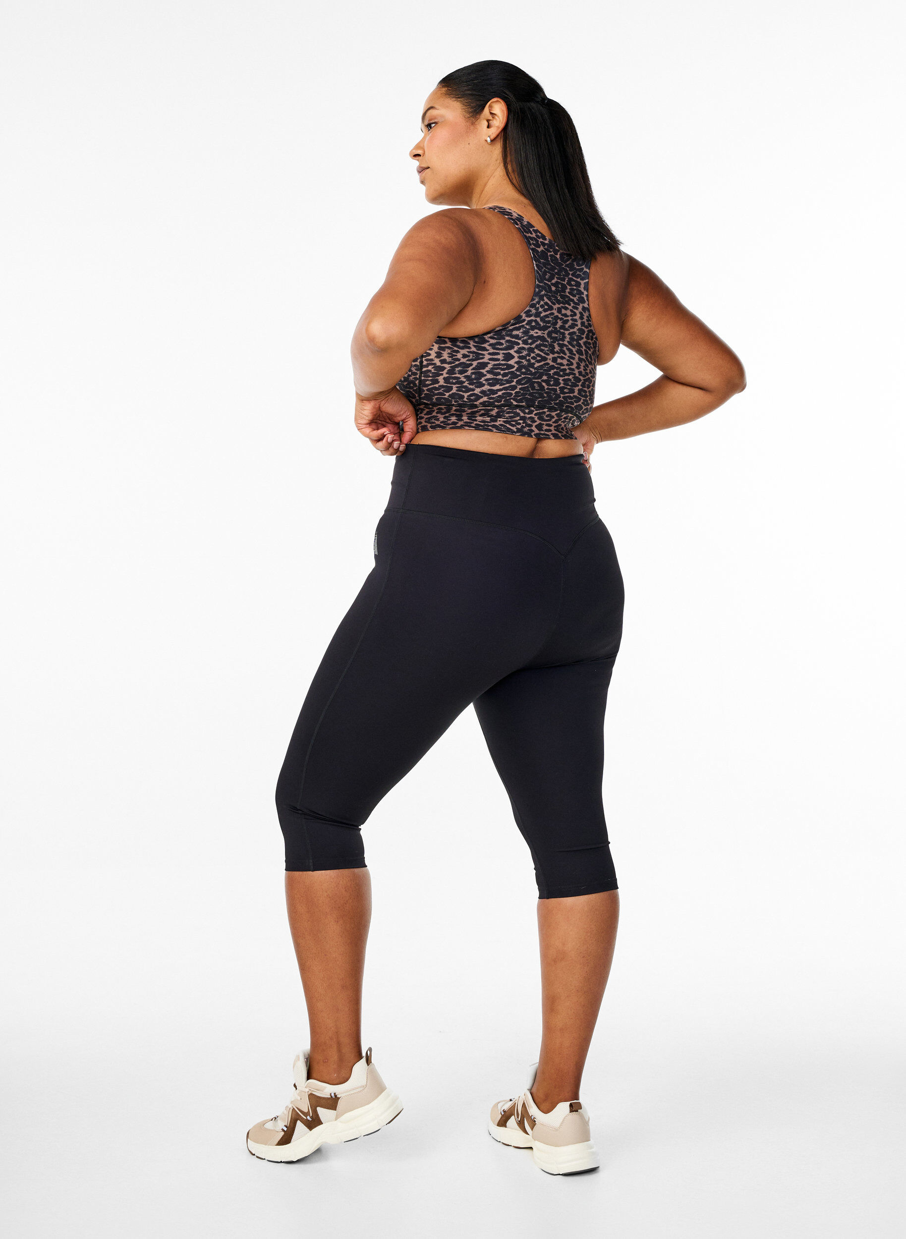ZizziCORE, Squat-proof 3/4 workout leggings met zak, Zwart, Model image number 1