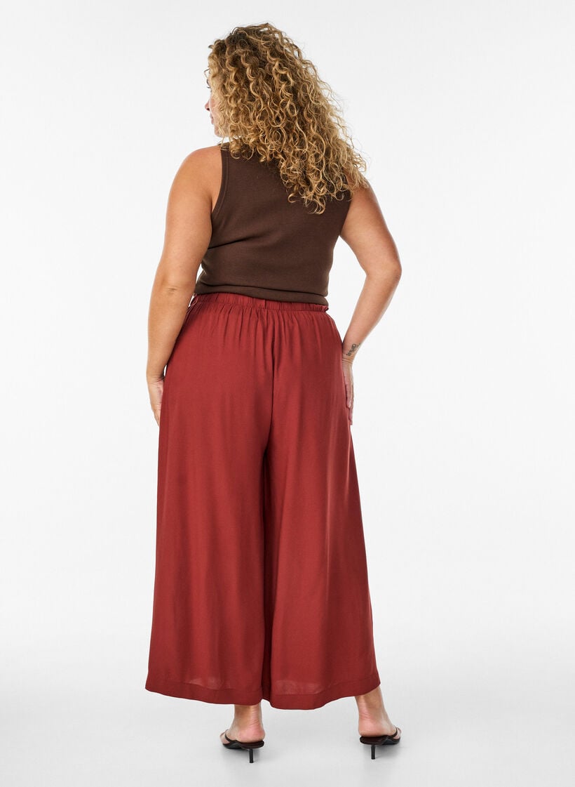 Jupe-culotte en viscose avec une taille haute et une coupe ample, Bordeaux, Model image number 1