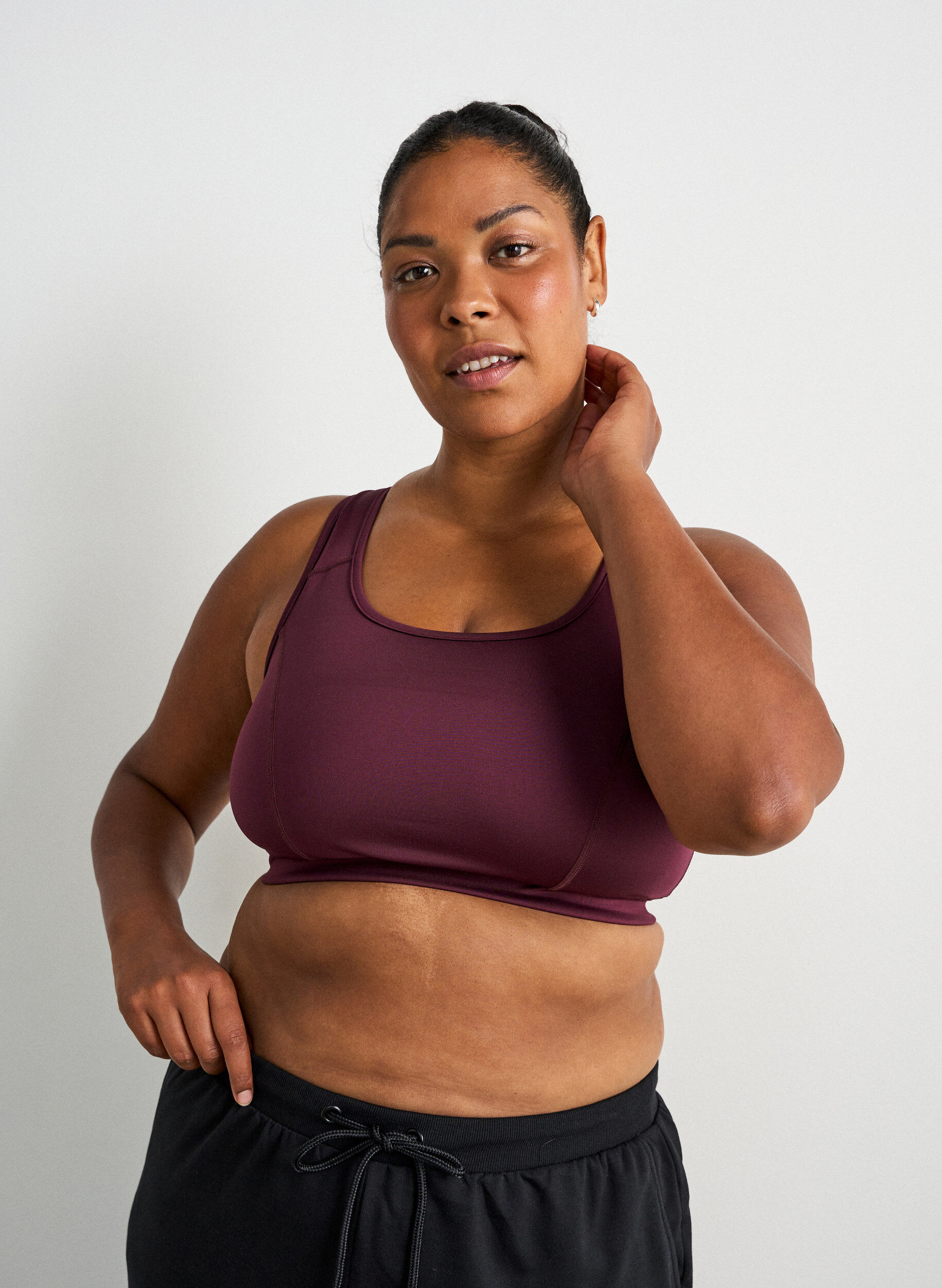Brassi&egrave;re de sport avec dos nageur, Bordeaux, Model