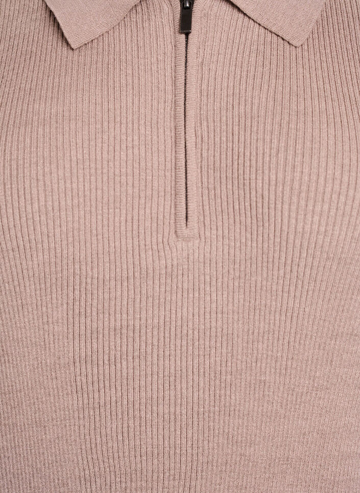 Pull en maille côtelée avec col polo et zip, Beige, Packshot image number 2