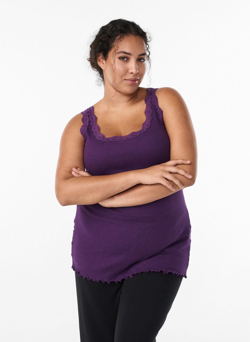 Top met kanten afwerking, Paars, Model image number 0
