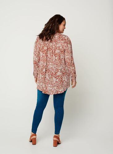 Bloemen blouse in viscose, Flower AOP, Model image number 1