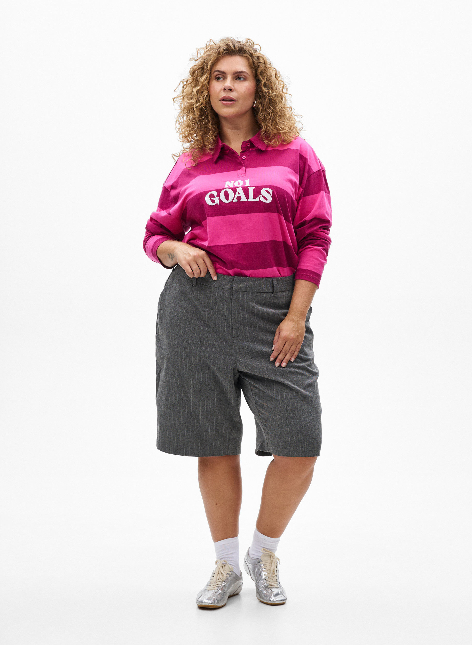 ZizziGestreept poloshirt met geborduurde tekst, Roze, Model image number 1