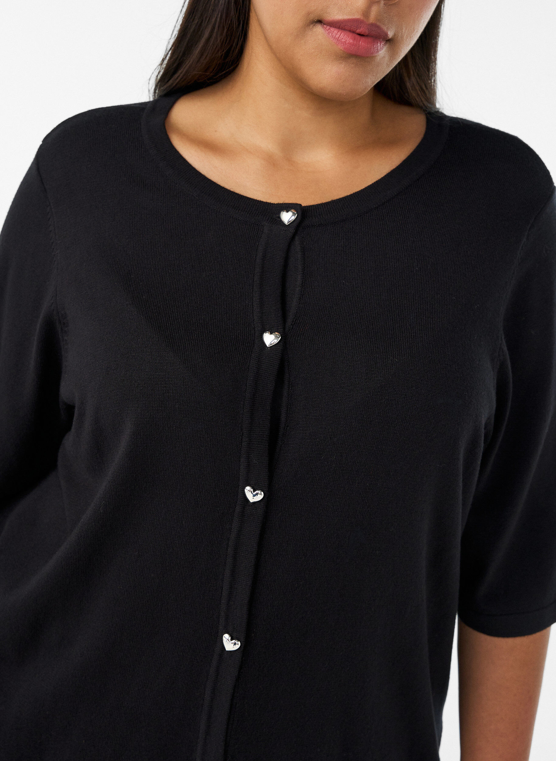 ZizziCardigan en maille avec boutons c&oelig;ur et manches courtes, Noir, Model image number 3