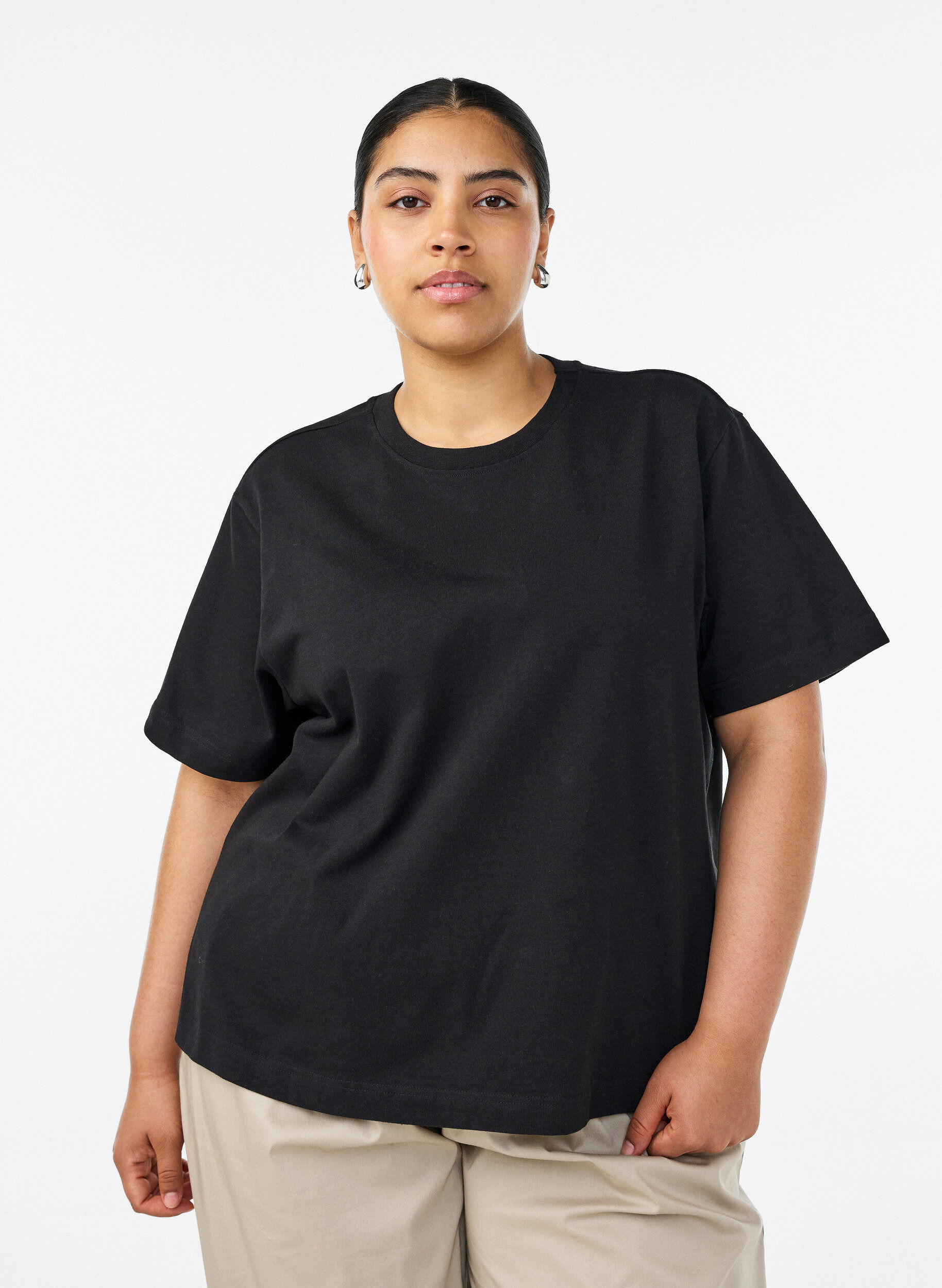 ZizziBoxy katoenen T-shirt, Zwart, Model image number 0