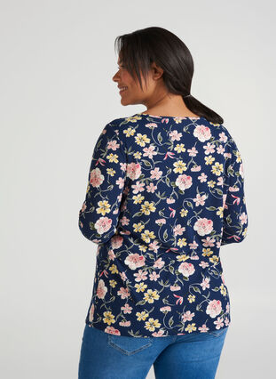 Robe fleurie à manches longues, blue w rose/yellow, Model image number 0