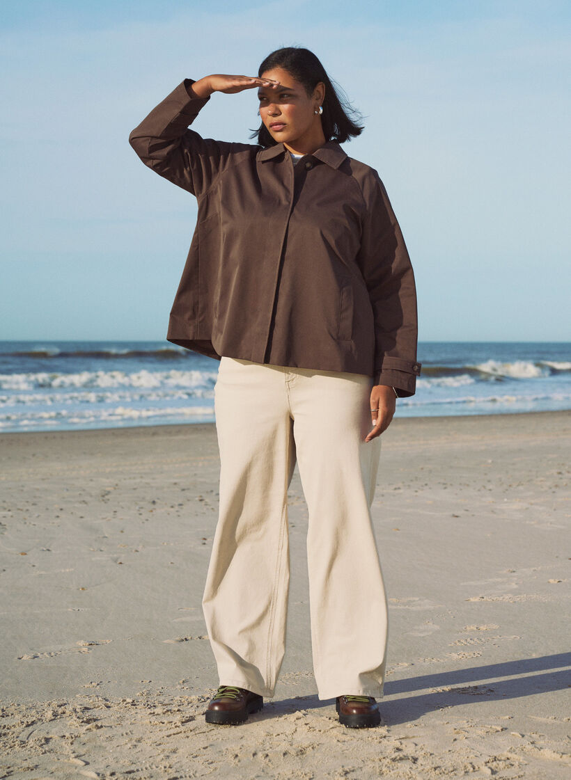 Trench court avec col et manches raglan, Marron, Image