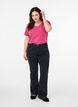 Effen basic T-shirt van katoen, Rood, Model image number 1
