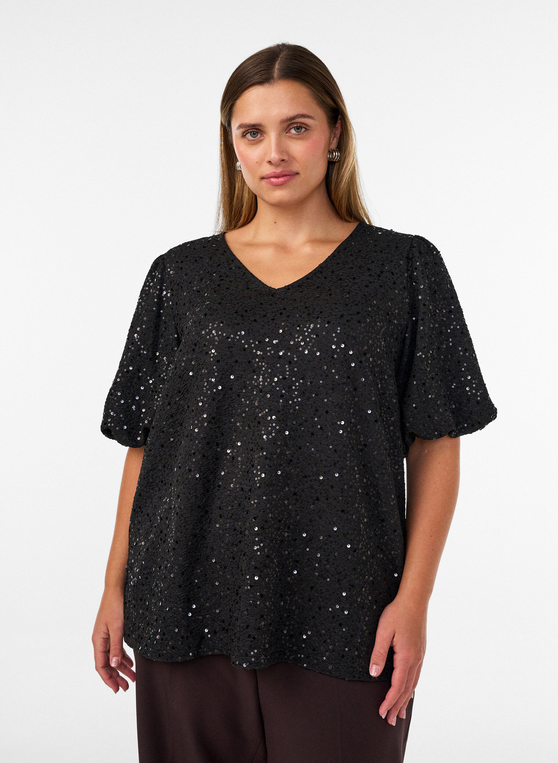 Blouse &agrave; sequins avec manches ballon, Noir, Model