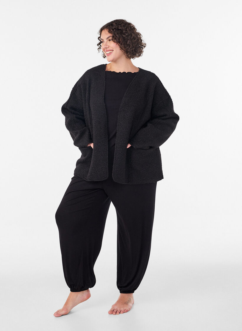 Losvallend vest met zakken, Zwart, Model image number 1