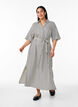 Robe-chemise longue jusqu&rsquo;aux chevilles avec ceinture &agrave; nouer et rayures, Noir, Model image number 0
