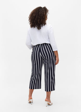 Pantalon ample avec longueur 7/8, Night Sky Stripe, Model image number 0