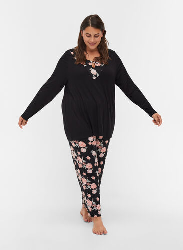 Pantalon de pyjama en viscose fleuri, Black Flower AOP, Model image number 0