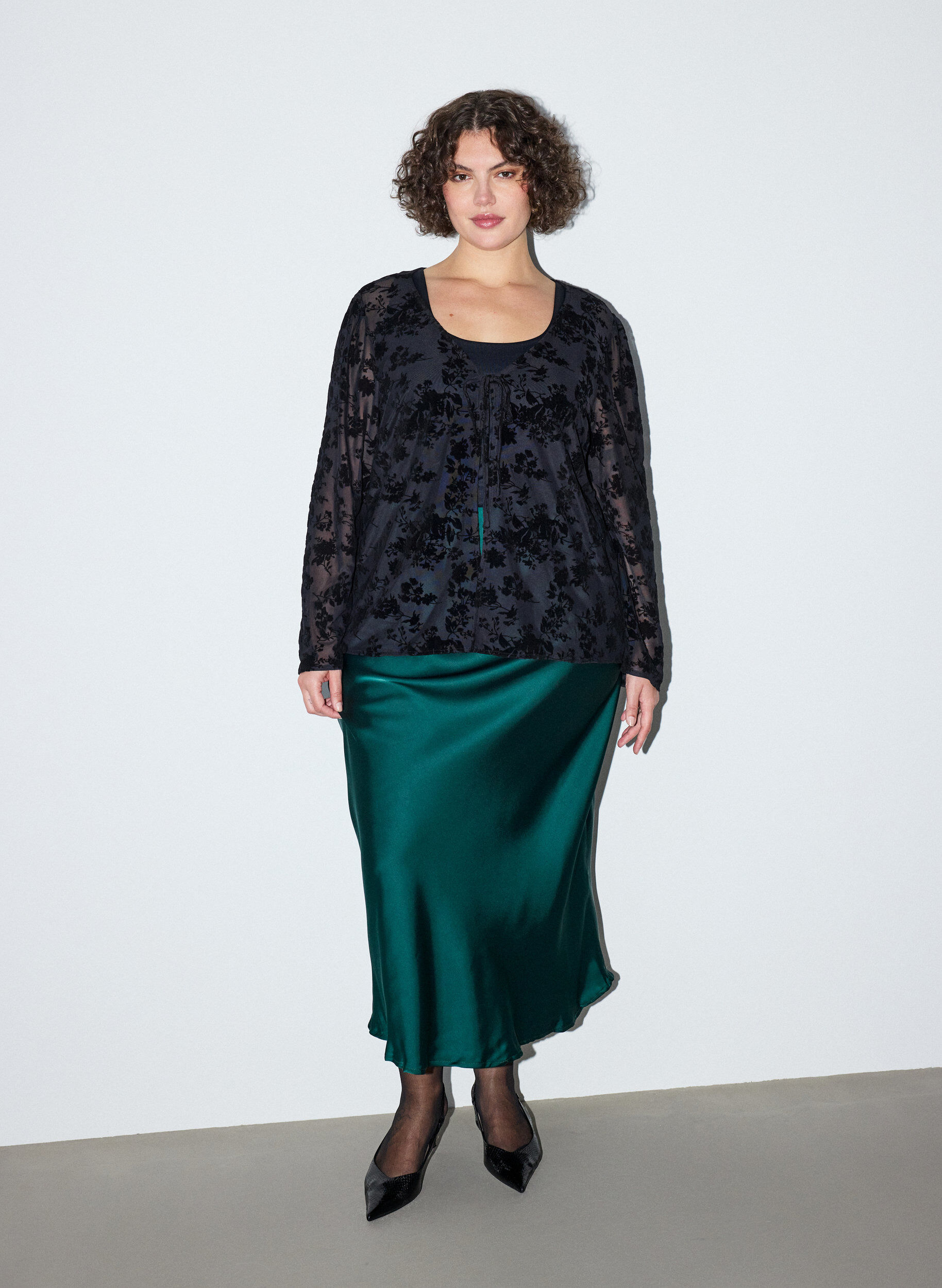 Satijnen midirok, Groen, Model