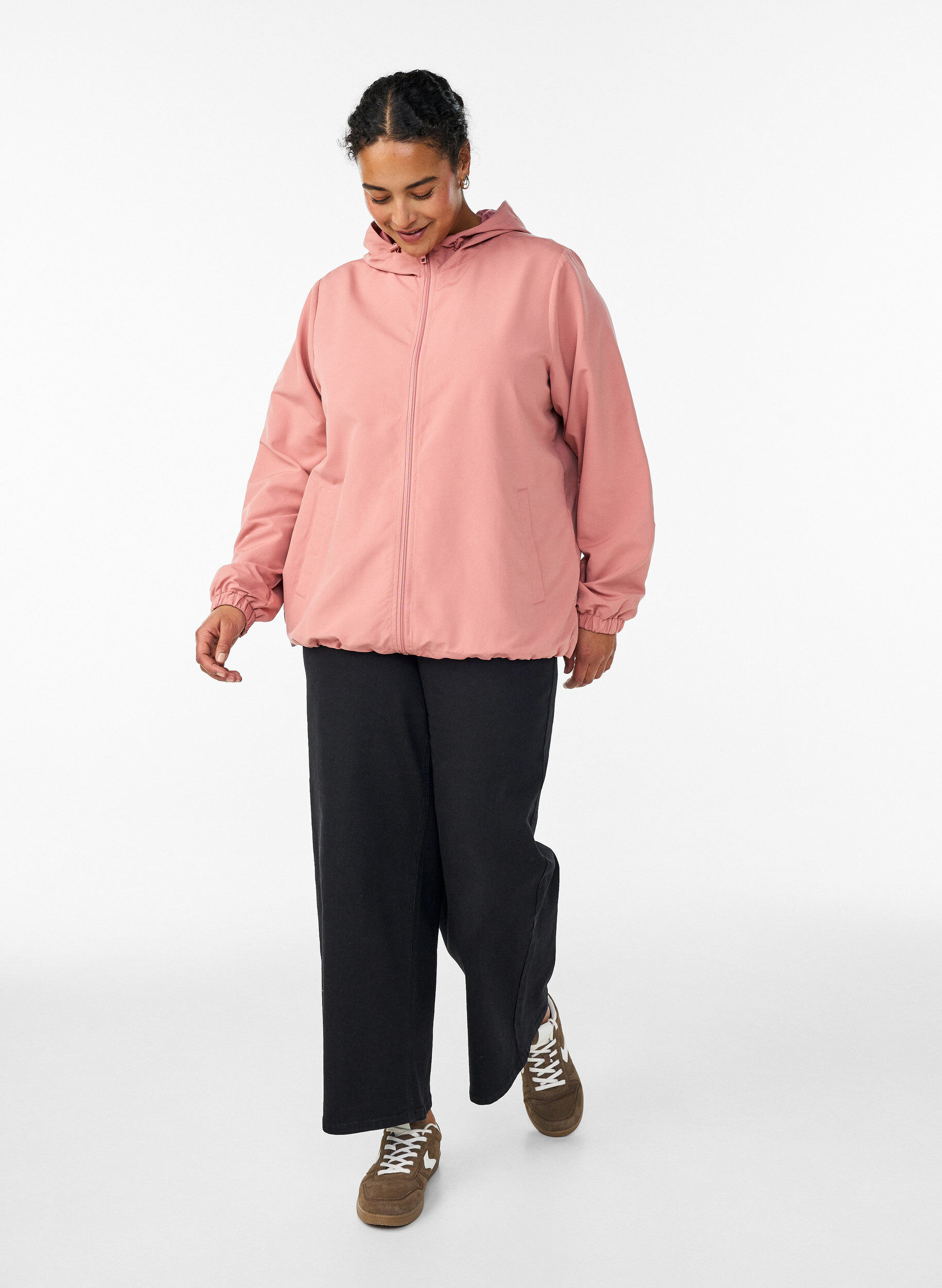 Zizzi Veste l&eacute;g&egrave;re avec capuche et fermeture &eacute;clair, Rose, Model image number 1