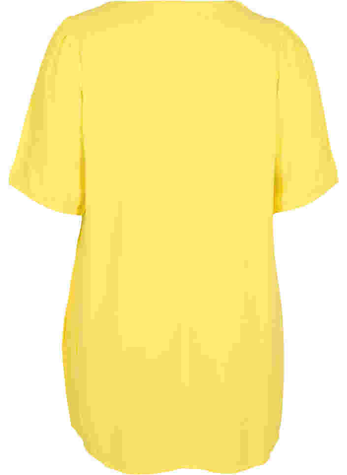 Tunique en viscose avec col en V et boutons, Primrose Yellow, Packshot image number 1