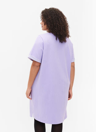 Robe-pull à manches courtes et fentes, Lavender, Model image number 1