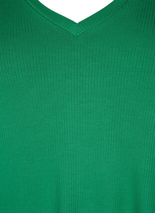 Geribd viscose T-shirt met V-hals, Jolly Green, Packshot image number 2