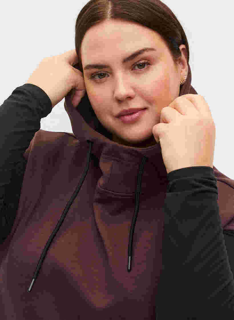Sweat-shirt à manches courtes avec capuche, Brown Red Ass, Model image number 2