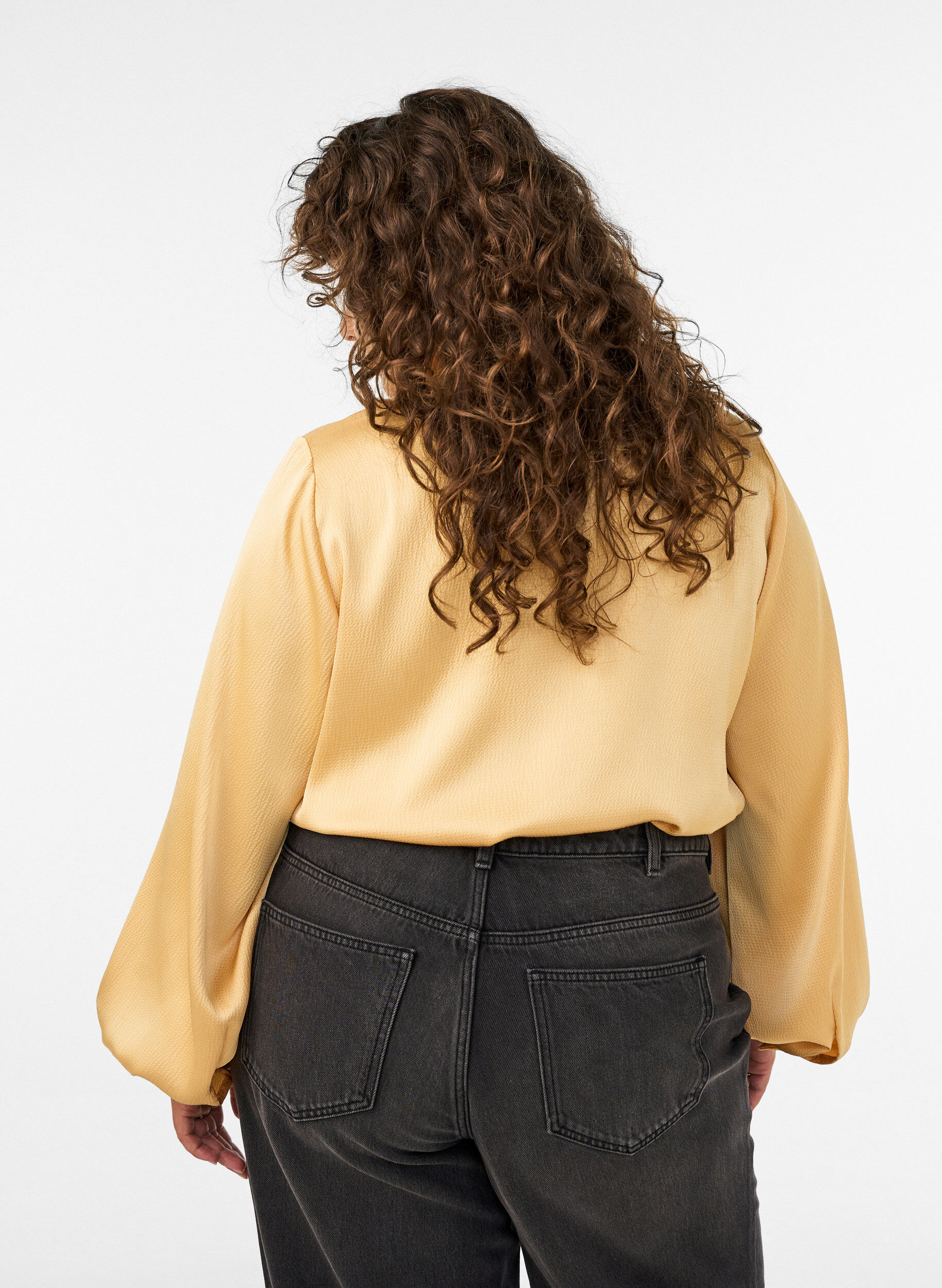 ZizziBlouse met overhemdkraag en V-hals, Geel, Model image number 2