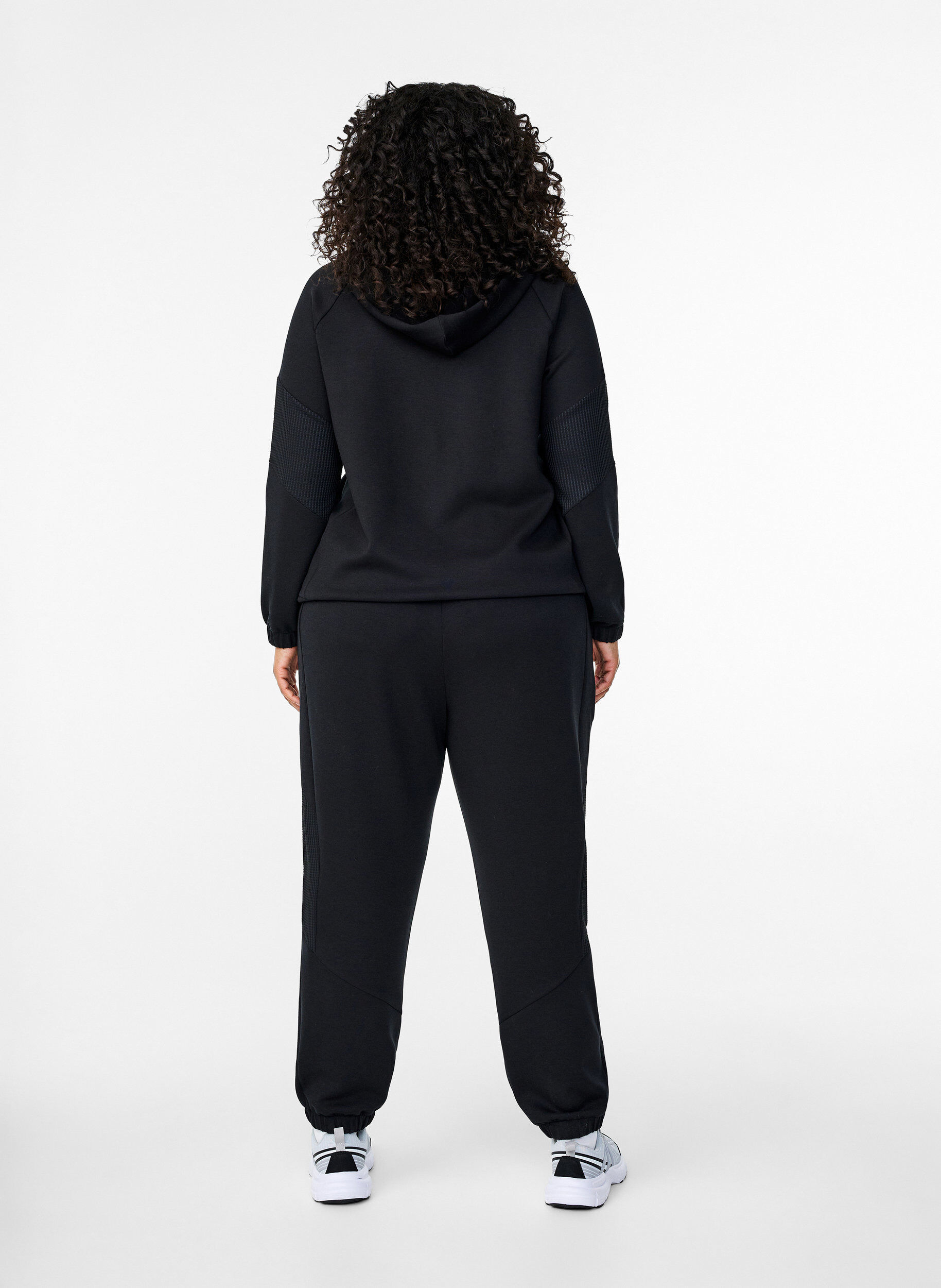 ZizziJoggingbroek met textuurdetaillering, Black, Model image number 1