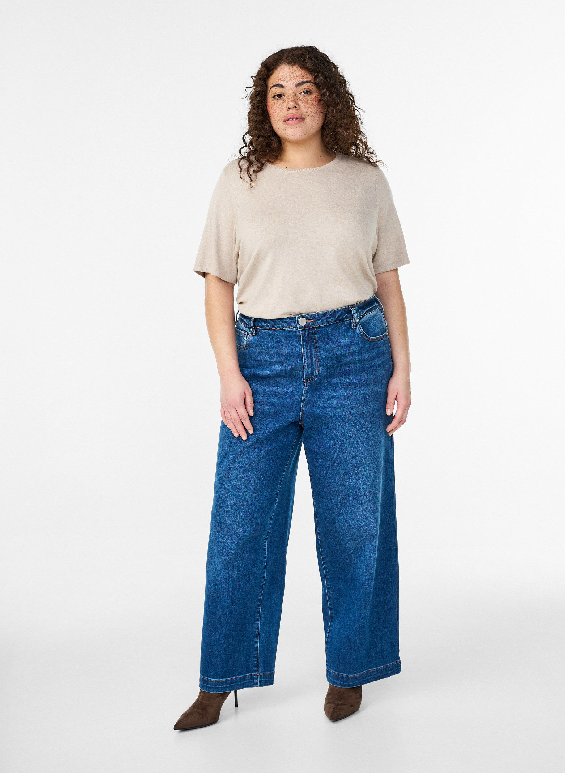 ZizziKiana jeans met een straight-fit en hoge taille, Blauw, Model image number 0