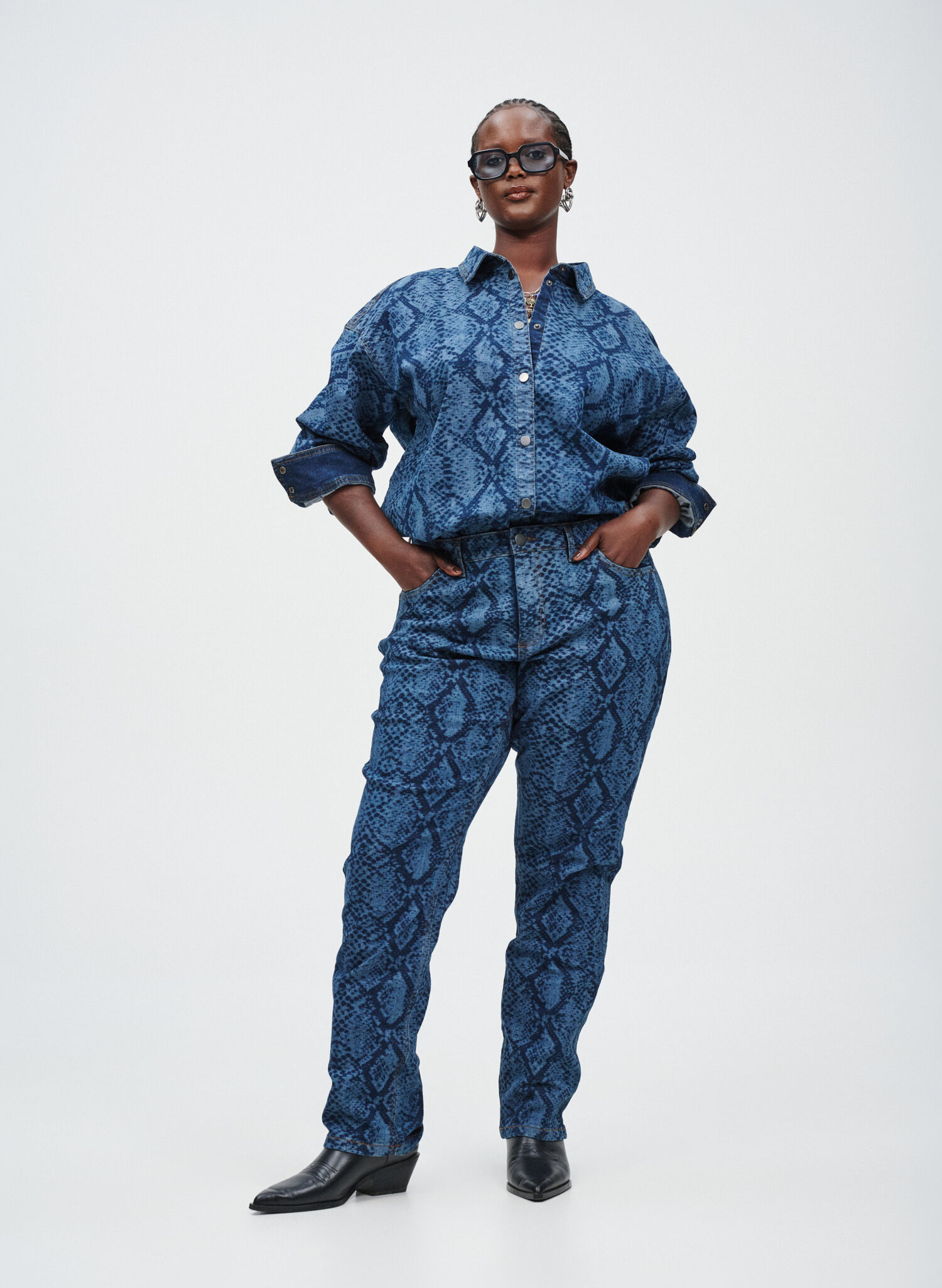 ZizziDenim set, , Model