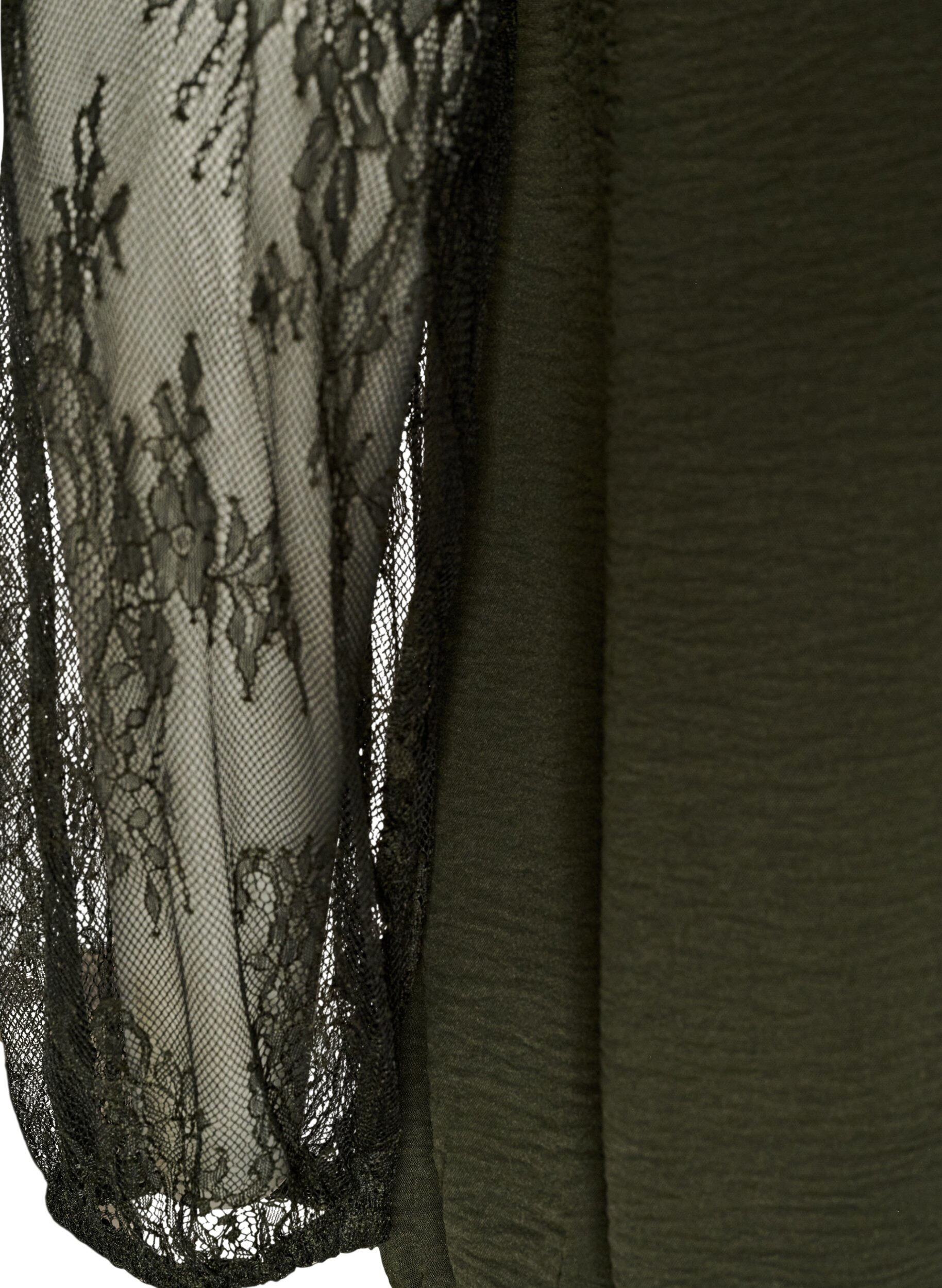 ZizziBlouse avec manches en dentelle et coupe ballon, Vert fonc&eacute;, Packshot image number 3