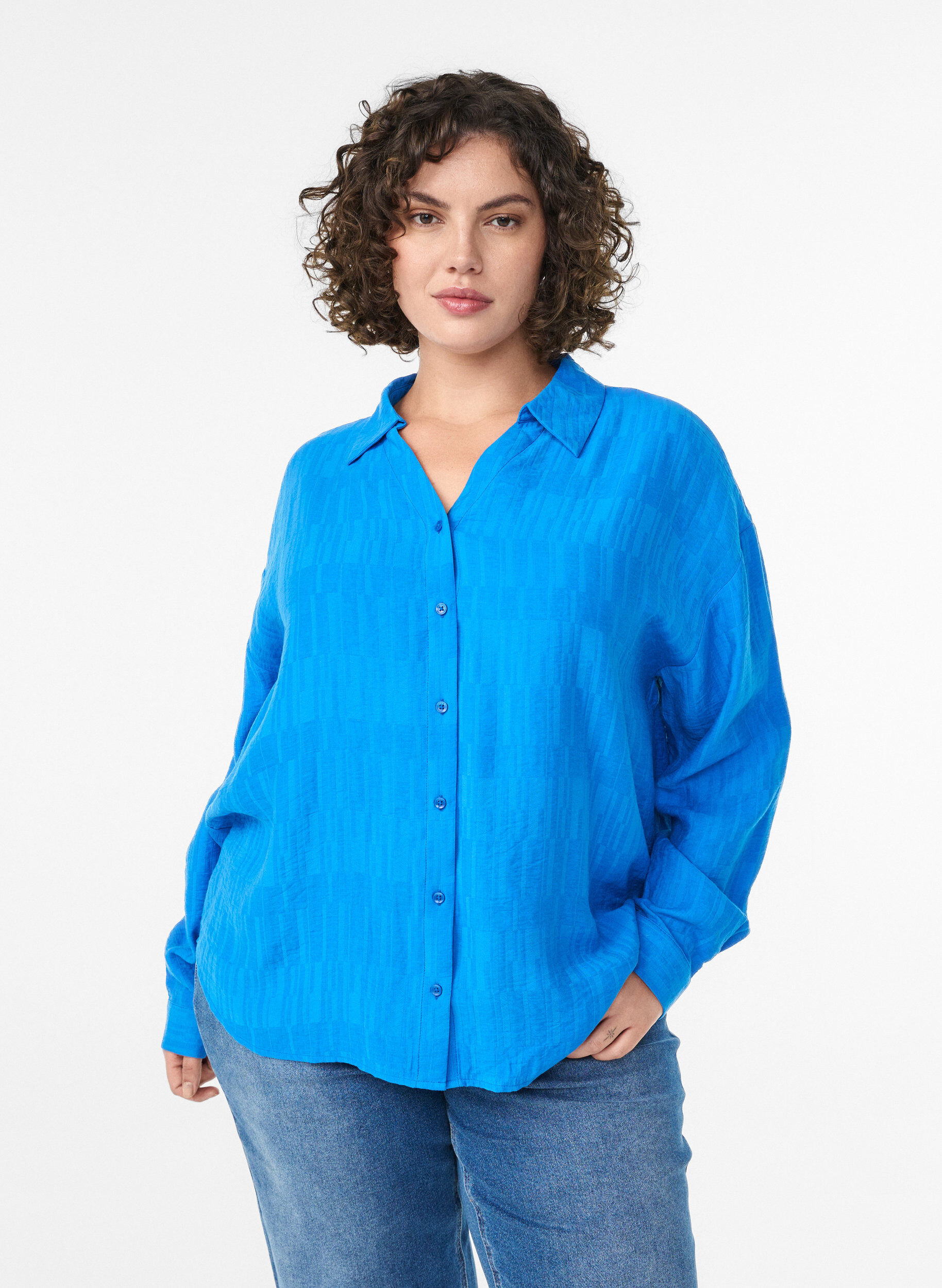 Losvallend shirt met textuur en V-hals, Blauw, Model