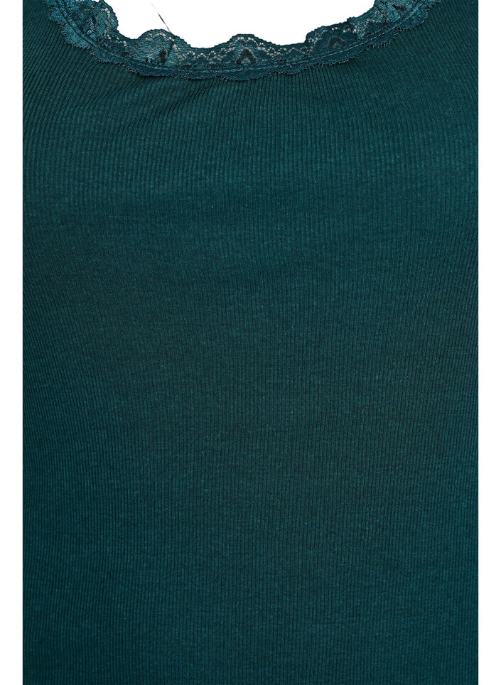 Top met kanten rand, Groen, Packshot image number 2