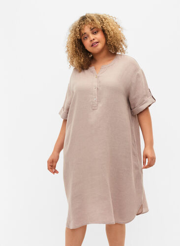 Korte mouw jurk in 100% linnen, Sand, Model image number 0