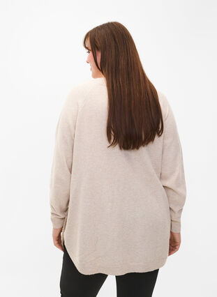 Gebreide gemêleerde pullover met parelknopen aan de zijkanten	, Pumice Stone Mel., Model image number 1