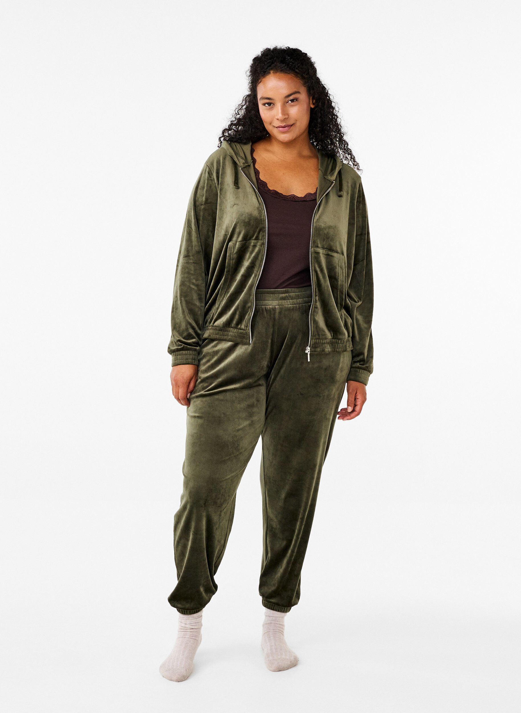 ZizziPantalon ample en velours, Vert fonc&eacute;, Model image number 0