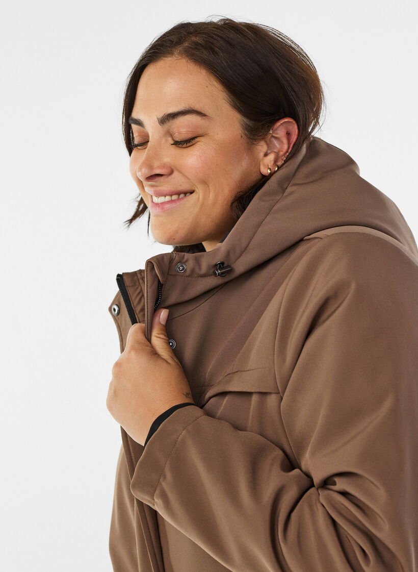 Veste softshell r&eacute;sistante &agrave; l'eau avec doublure matelass&eacute;e, Marron, Model image number 4