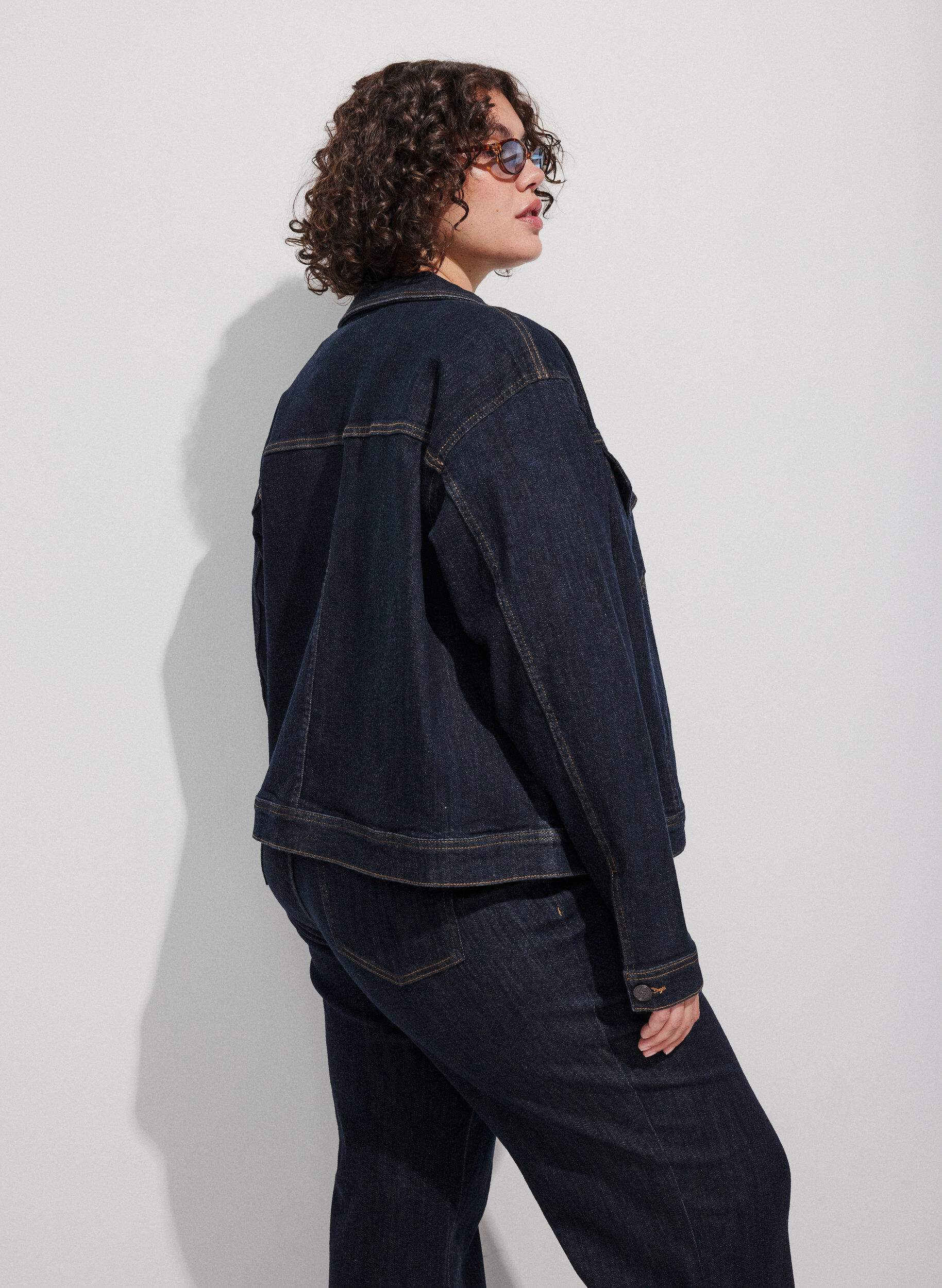 ZizziKlassiek denimjack met contrasterend stiksel, Blauw, Model image number 2